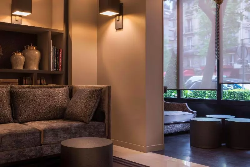 Fotos del hotel La Villa Des Ternes:  2