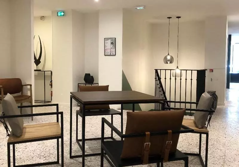 Fotos del hotel Newhotel Le Voltaire:  4