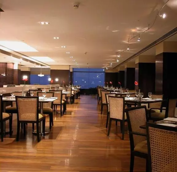 Fotos del hotel Taj Lands End:  8