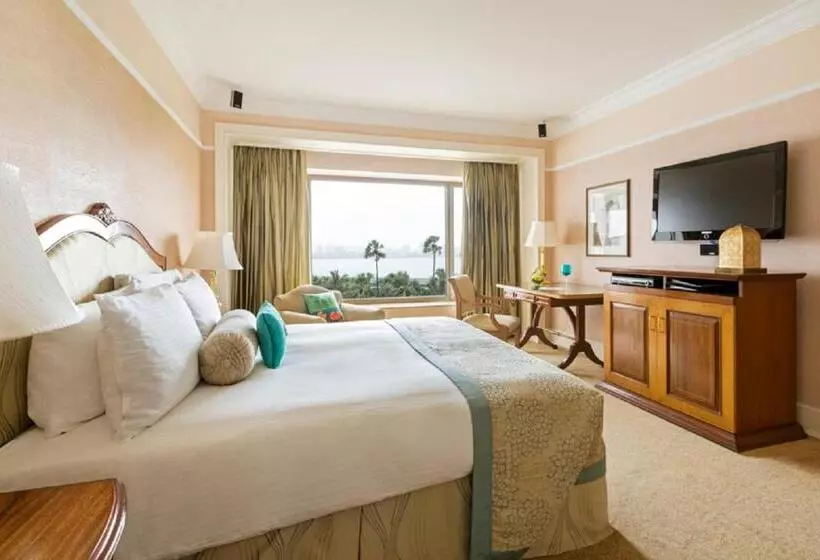 Fotos del hotel Taj Lands End:  14