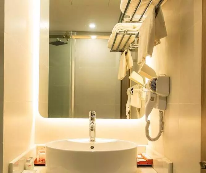 Fotos del hotel Capital Garden:  9