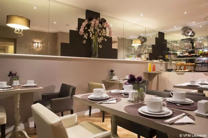 Fotos del hotel Hôtel Galileo Champs Elysées:  3