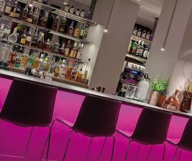 Fotos del hotel Indigo - Dusseldorf - Victoriaplatz, An Ihg:  4