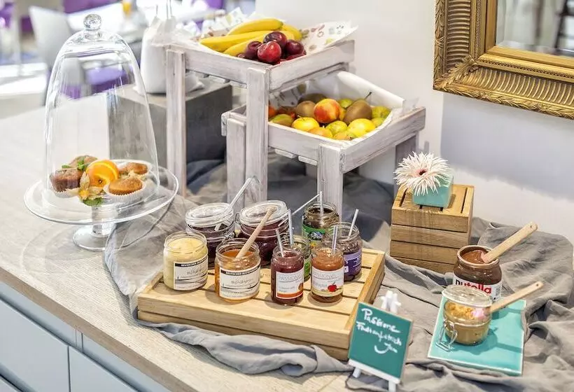 Fotos del hotel Indigo - Dusseldorf - Victoriaplatz, An Ihg:  24