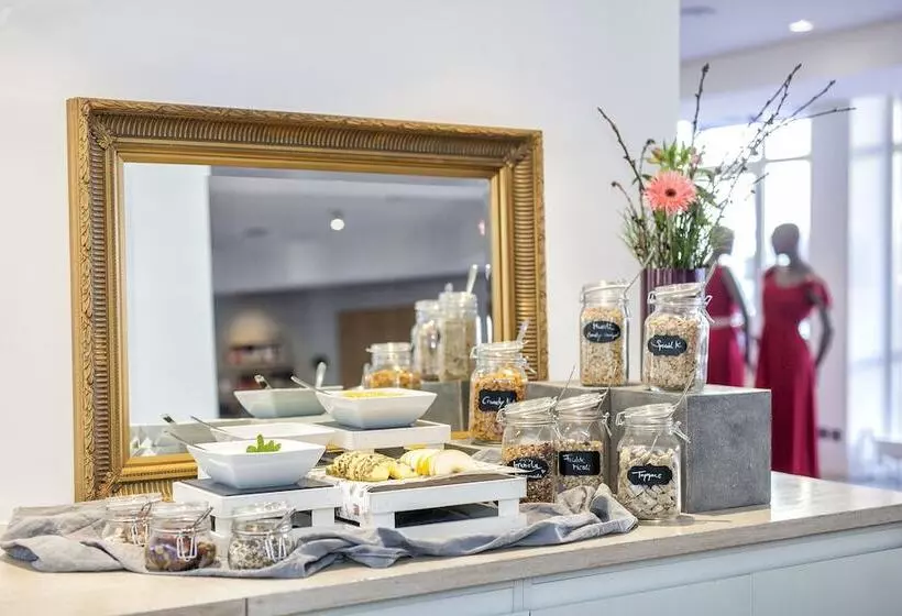 Fotos del hotel Indigo - Dusseldorf - Victoriaplatz, An Ihg:  14