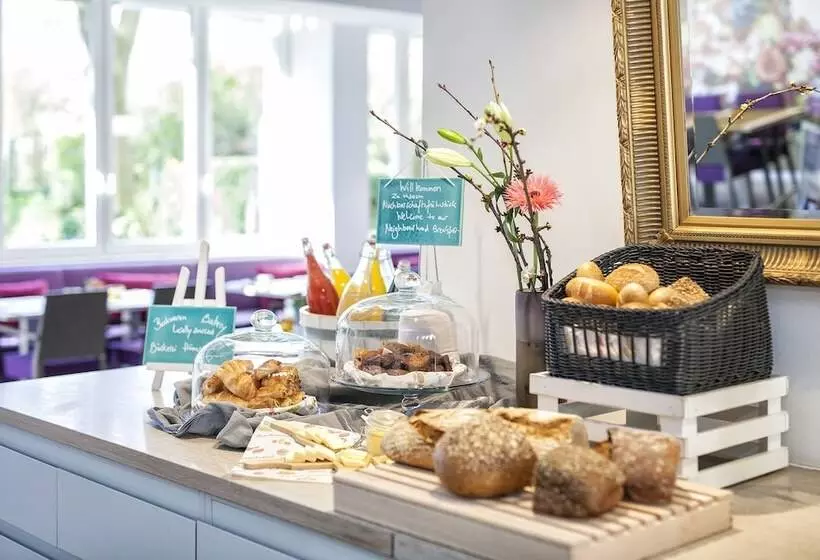 Fotos del hotel Indigo - Dusseldorf - Victoriaplatz, An Ihg:  7