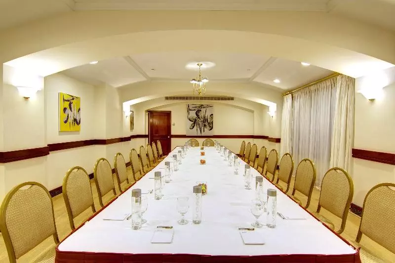 Fotos del hotel Roger Smith:  16