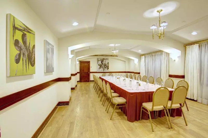 Fotos del hotel Roger Smith:  25