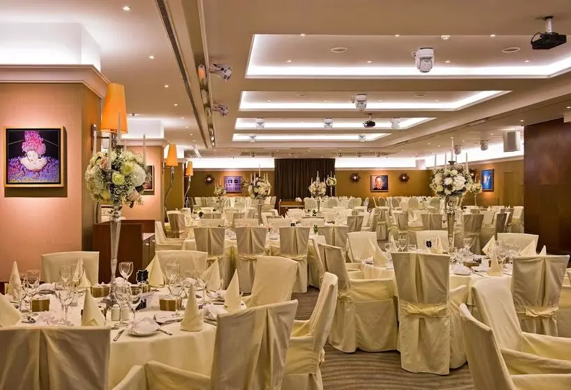 Fotos del hotel Mediterranean Beach:  13