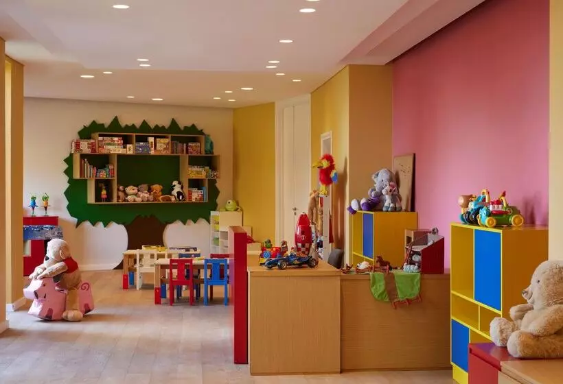 Fotos del hotel Mediterranean Beach:  8