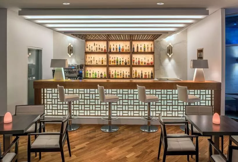 Fotos del hotel Mediterranean Beach:  24