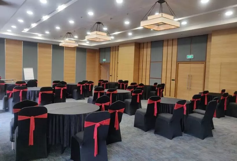 Fotos del hotel Fairfield By Marriott Ahmedabad:  16
