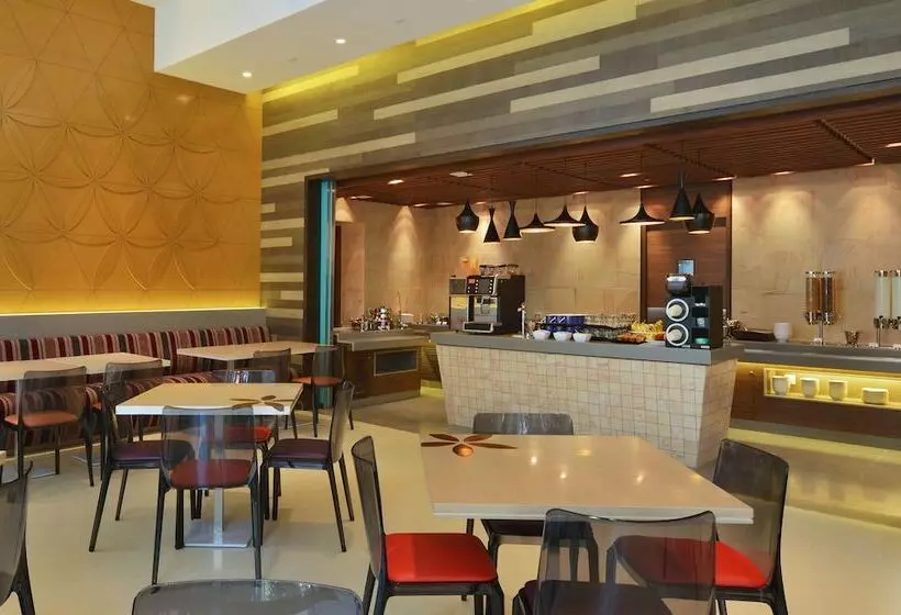 Fotos del hotel Fairfield By Marriott Ahmedabad:  5