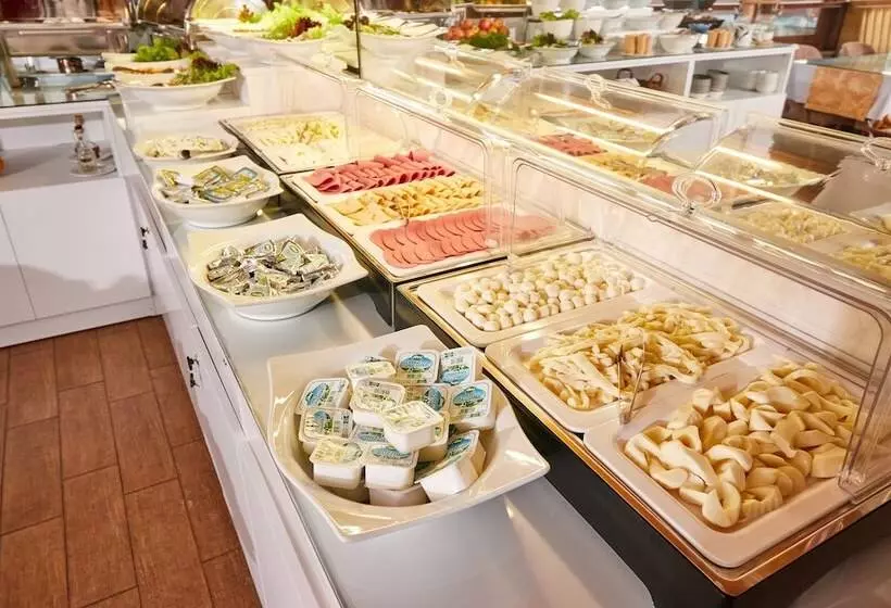 Fotos del hotel Alzer:  4