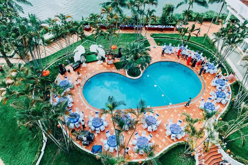 Fotos del hotel Century Riverside Hue:  24