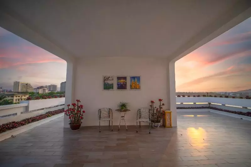 Fotos del hotel Century Riverside Hue:  19