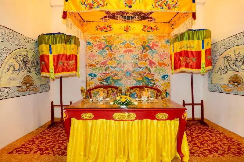 Fotos del hotel Century Riverside Hue:  6