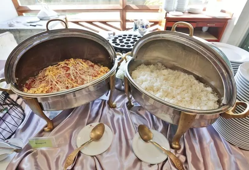 Fotos del hotel Charoen:  19