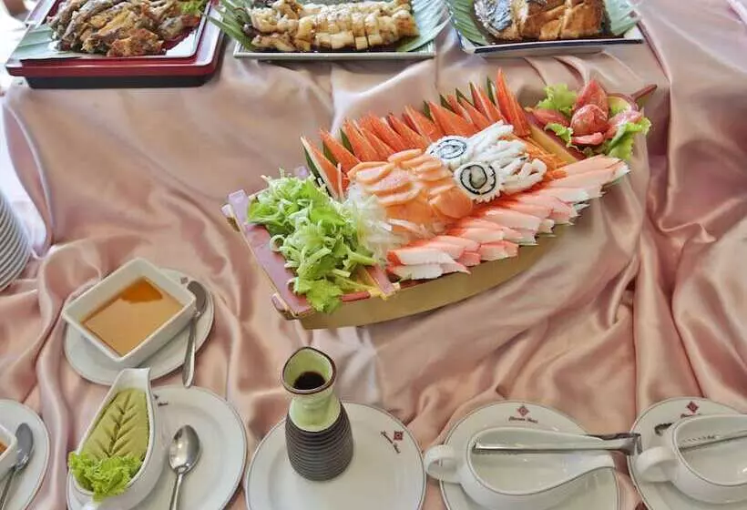 Fotos del hotel Charoen:  17