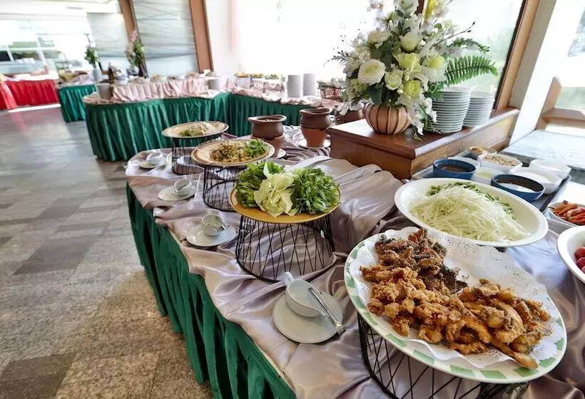 Fotos del hotel Charoen:  24