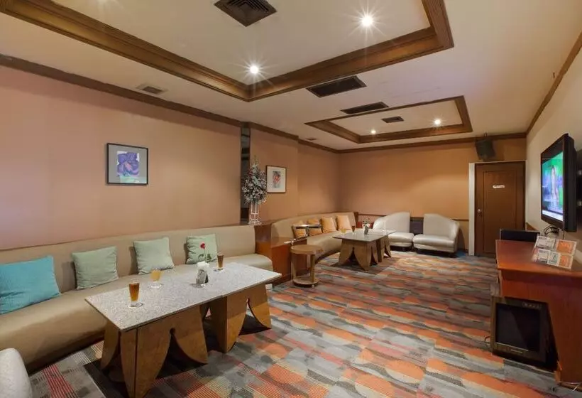 Fotos del hotel Charoen:  3