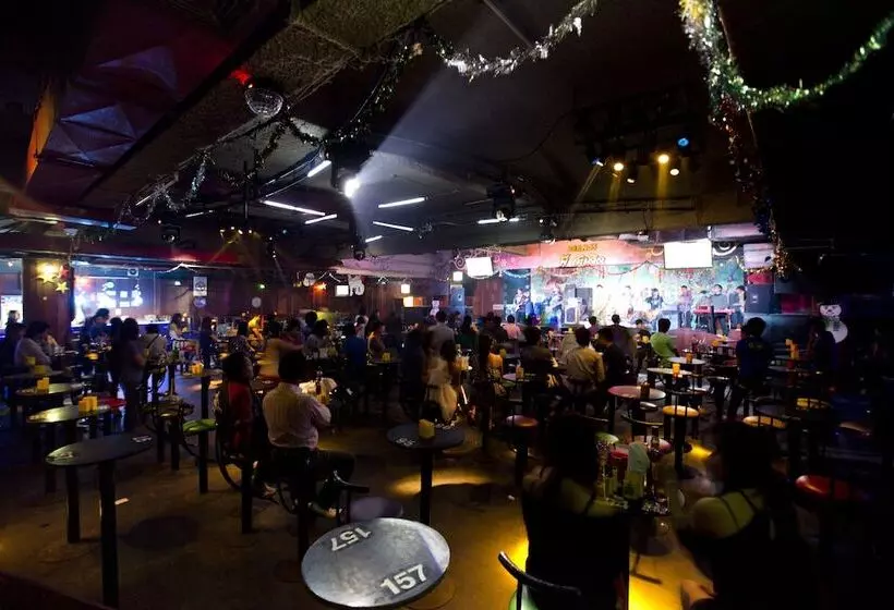 Fotos del hotel Charoen:  7