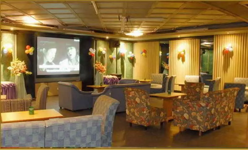 Fotos del hotel Charoen:  9