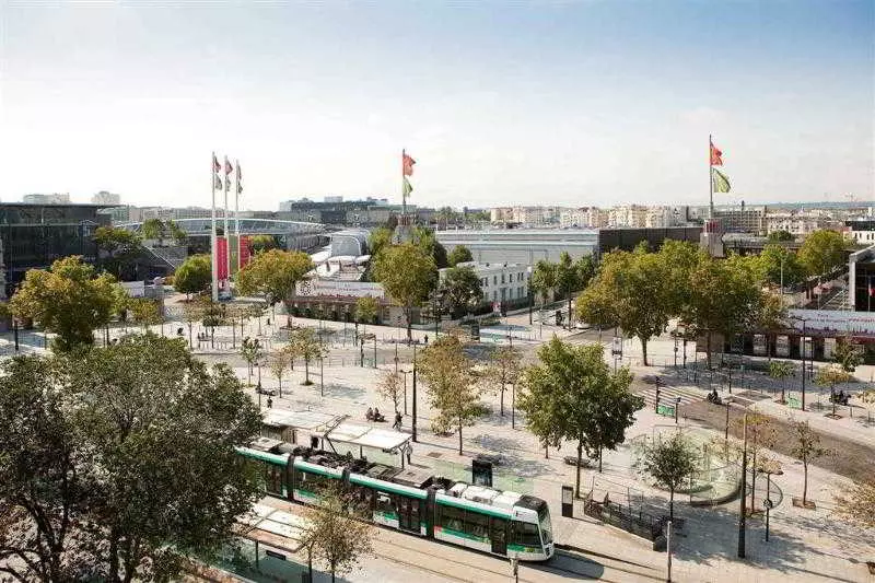 Fotos del hotel Mercure Paris Vaugirard Porte De Versailles:  9