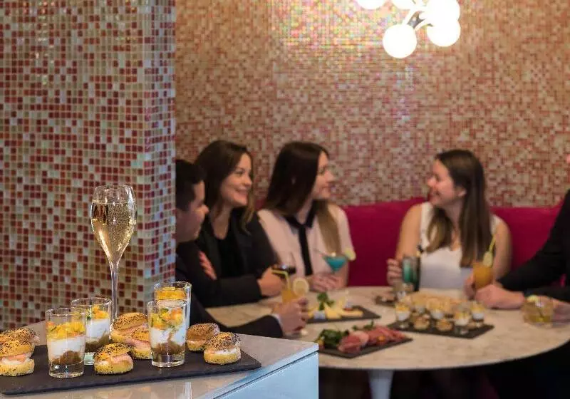 Fotos del hotel Mercure Paris Vaugirard Porte De Versailles:  22