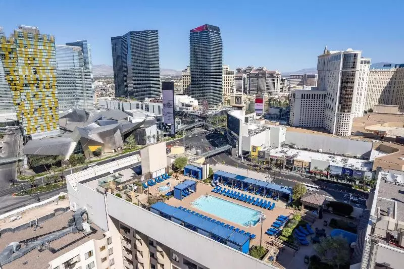 Fotos del hotel Polo Towers:  24