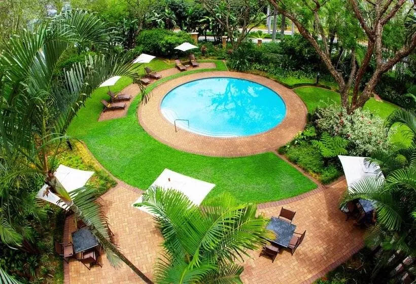 Fotos del hotel Stayeasy Emnotweni:  2