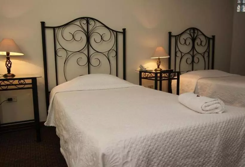 Fotos del hotel Tierrasur:  18