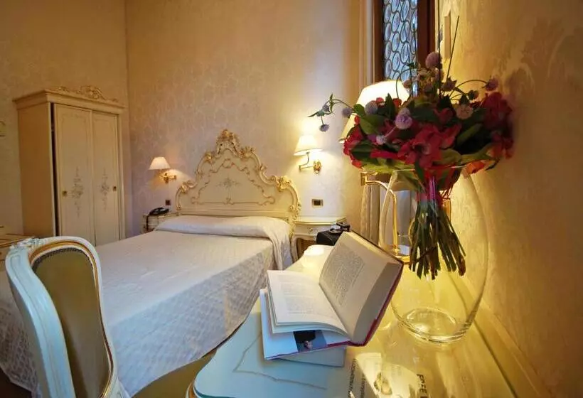 Fotos del hotel Torino:  14