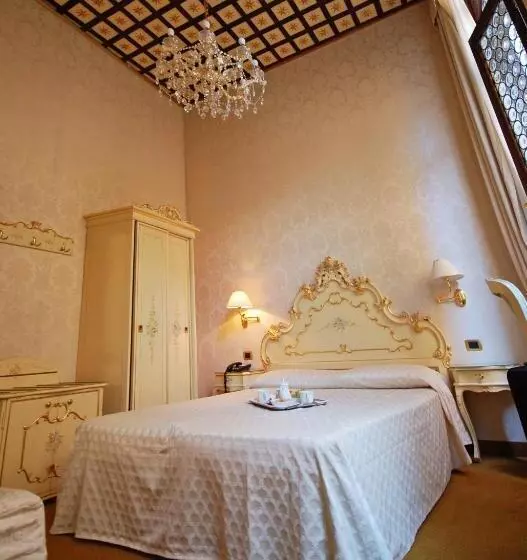 Fotos del hotel Torino:  15