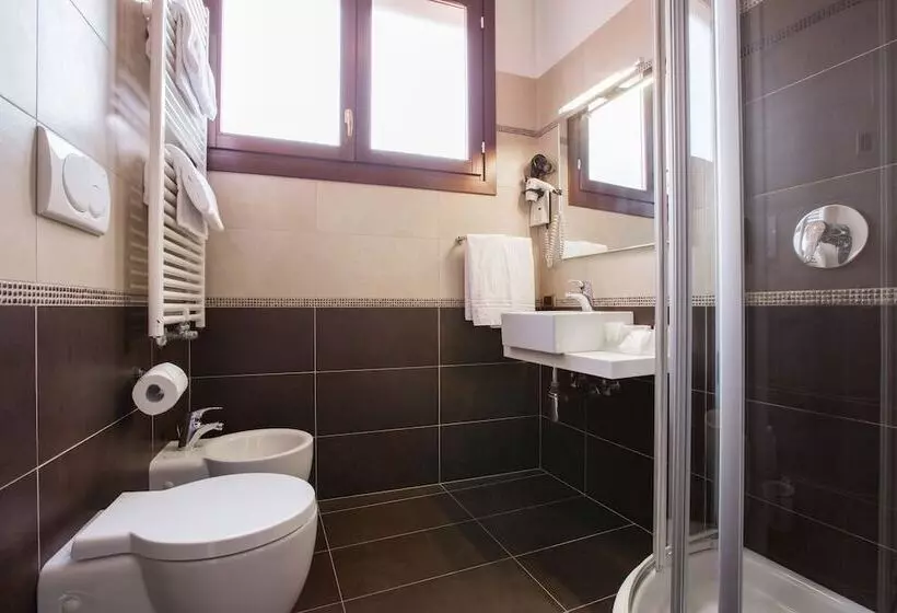 Fotos del hotel Torino:  7