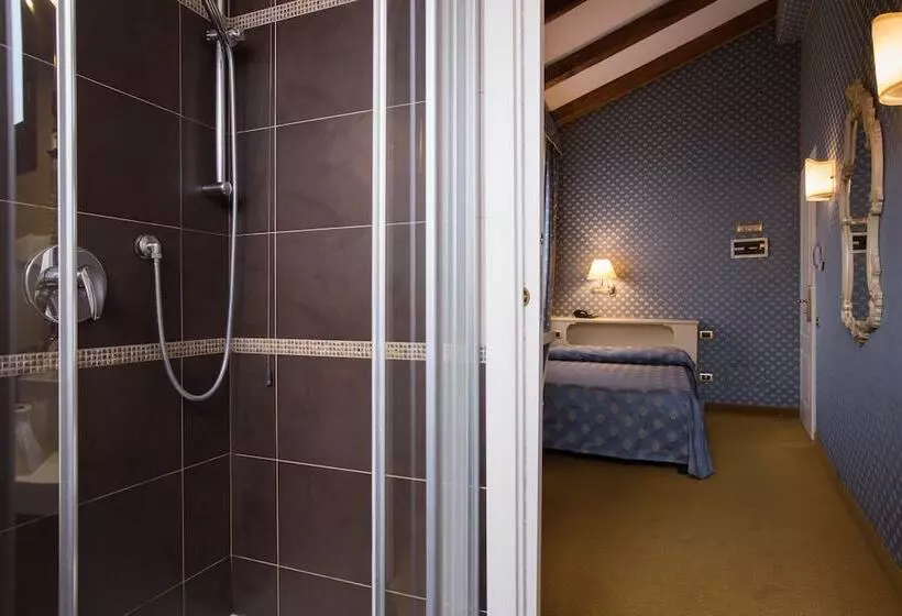 Fotos del hotel Torino:  25