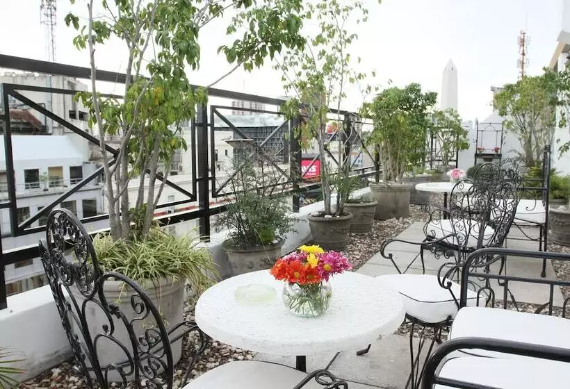 Fotos del hotel Unique Executive Central:  6