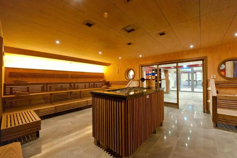 Fotos del hotel österreichischer Hofim Bademantel Direkt In Die Alpentherme:  11