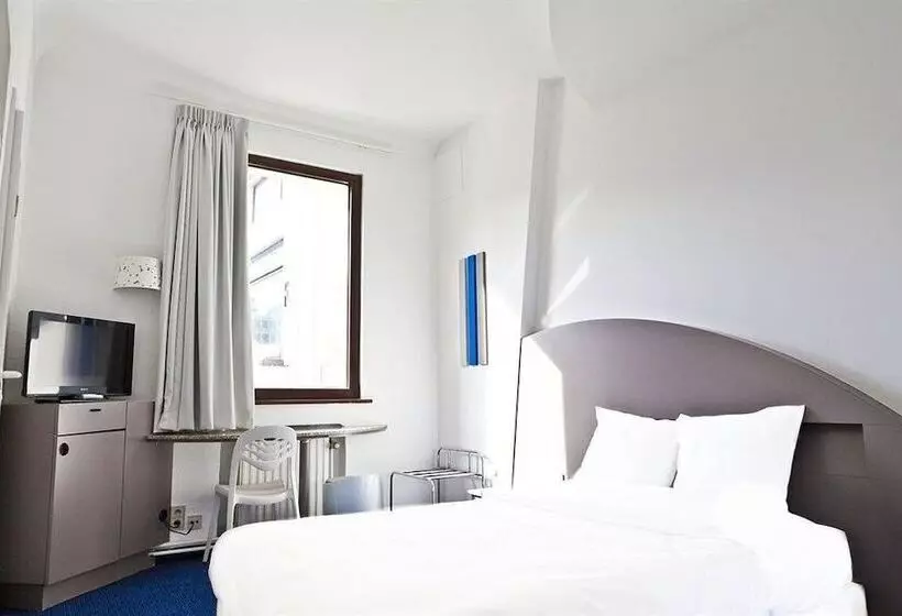 Fotos del hotel Siru:  14