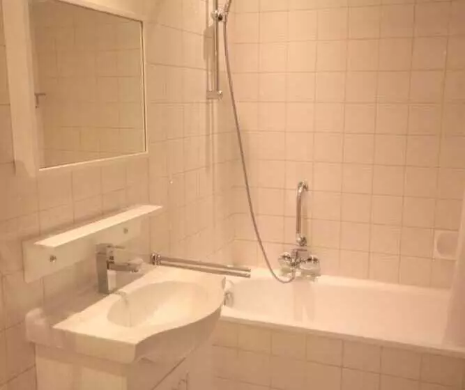 Fotos del hotel Siru:  6