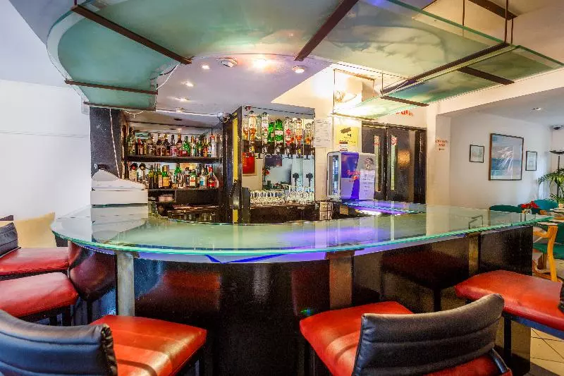 Fotos del hotel La Reserve:  4