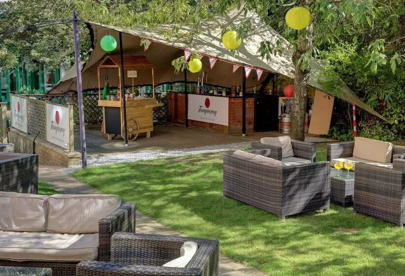 Fotos del hotel Norfolk Royale:  2