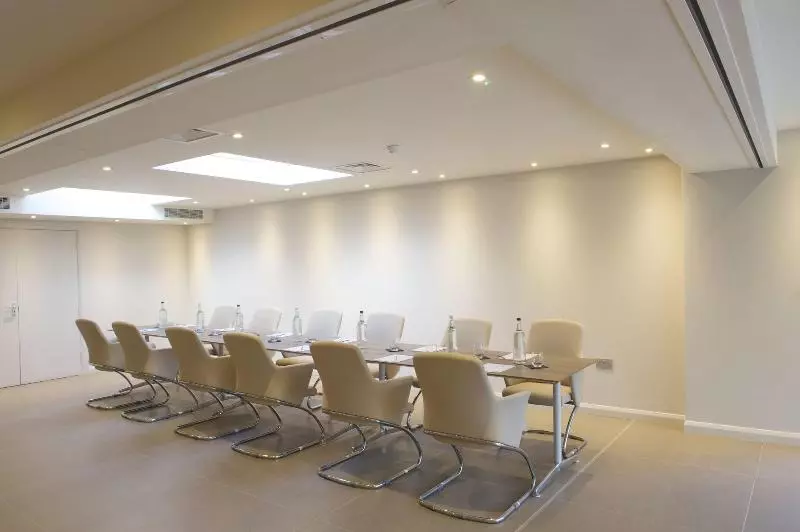 Fotos del hotel The Lodge   Putney:  16