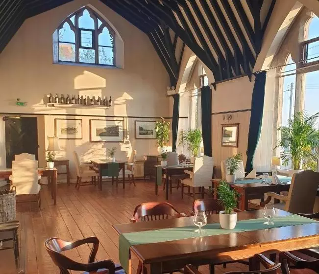 Fotos del hotel Schoolhouse Restaurant And:  3