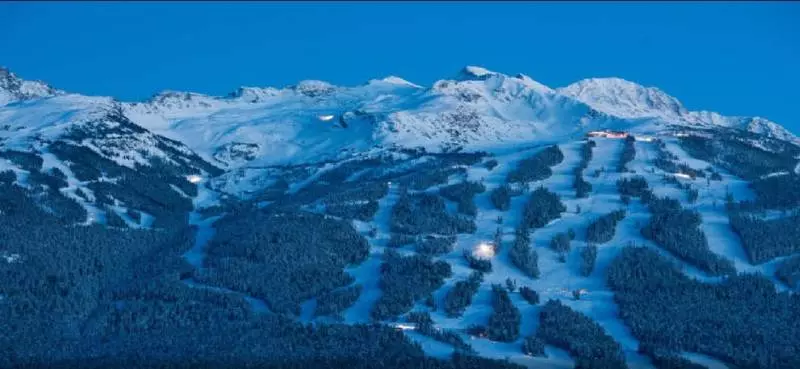 Fotos del hotel Delta Hotels By Marriott Whistler Village Suites:  5