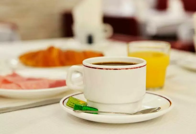 Fotos del hotel Hôtel Ambassadeur:  14