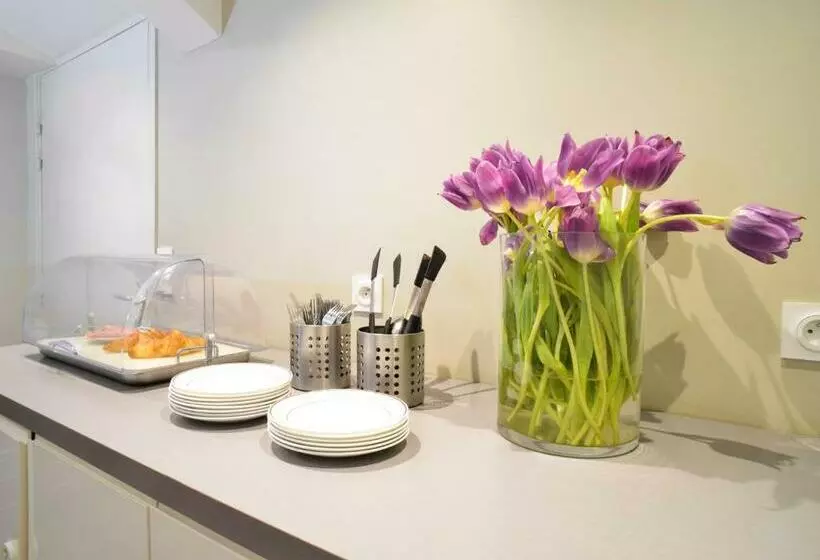 Fotos del hotel Hôtel Ambassadeur:  11