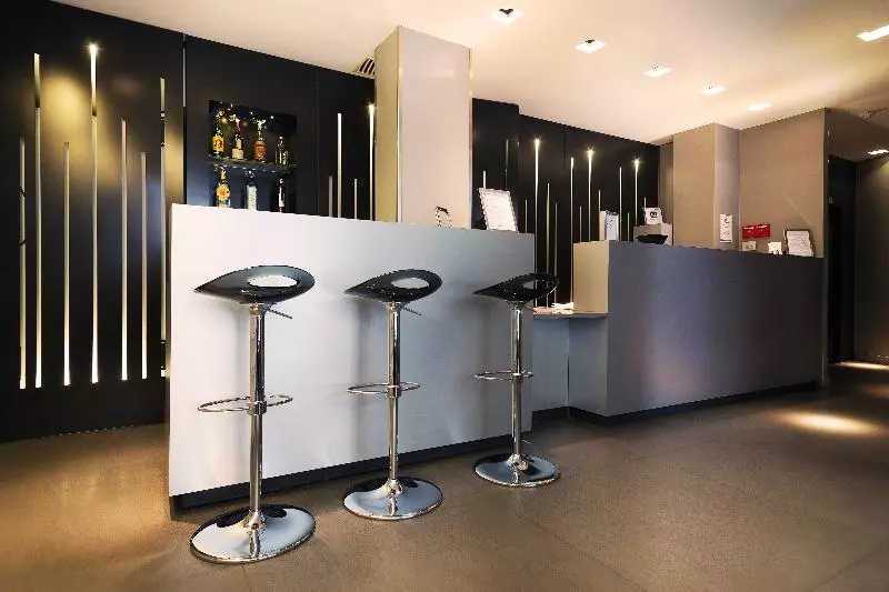 Fotos del hotel Arc De Triomphe Etoile:  3