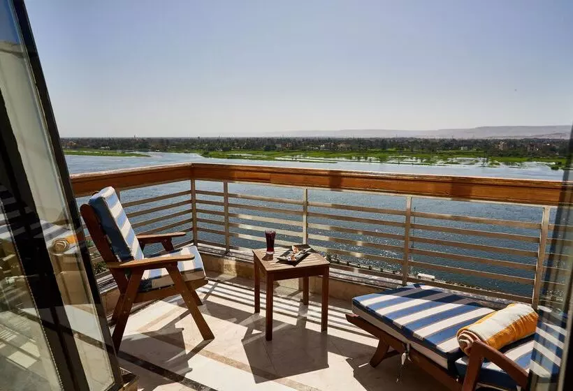 Fotos del hotel Sonesta St. George Hotel - Convention Center:  13