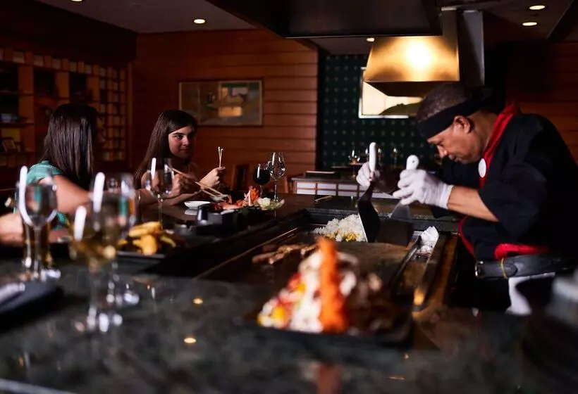 Fotos del hotel Sonesta St. George Hotel - Convention Center:  5